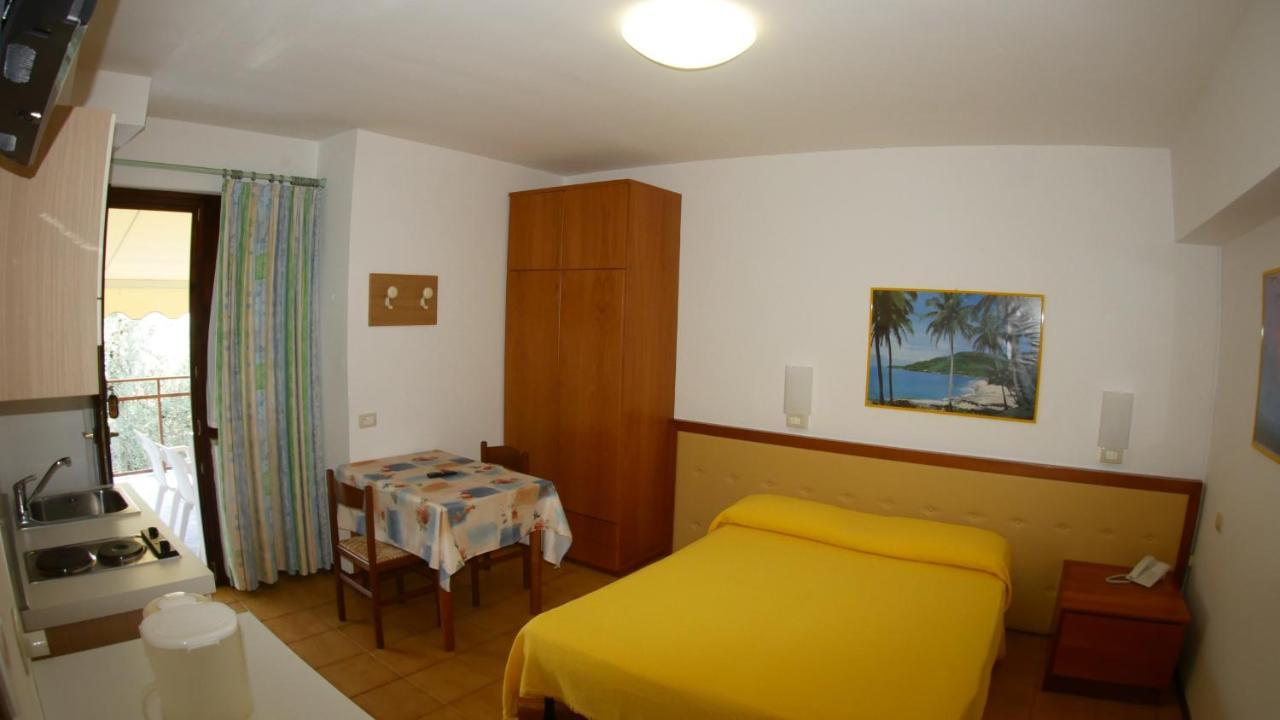 Residence Casa Maria Assenza di Brenzone Exterior photo